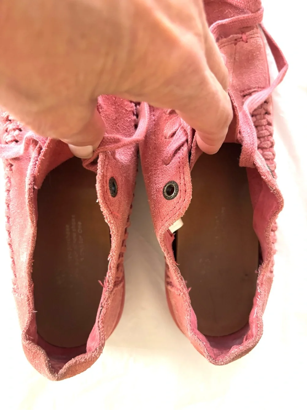 Toms Faded Rose Pink Lenox Suede Sneakers SZ 7.5 Worn